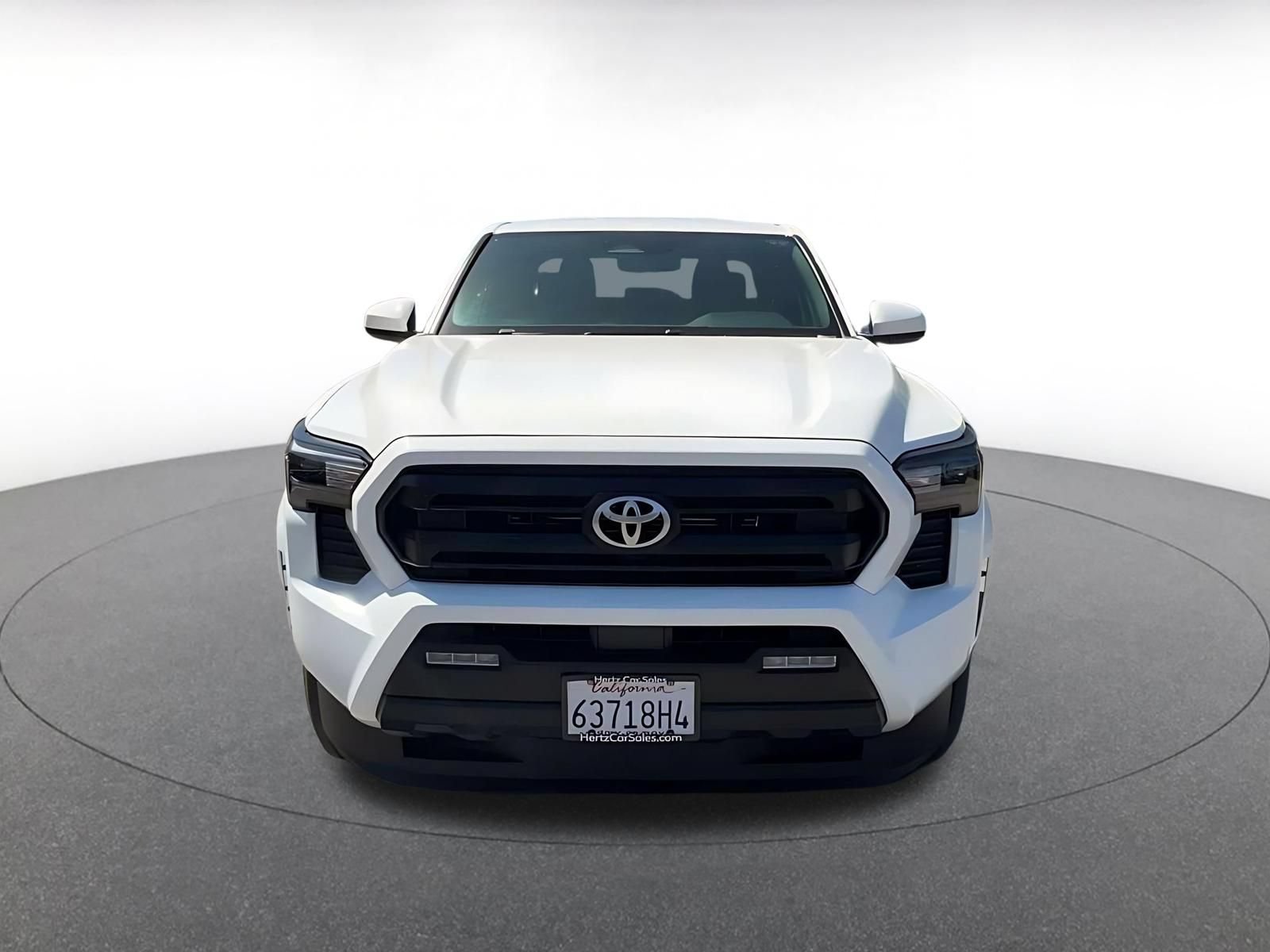 Used 2026 Toyota Tacoma SR5 RWD image 4