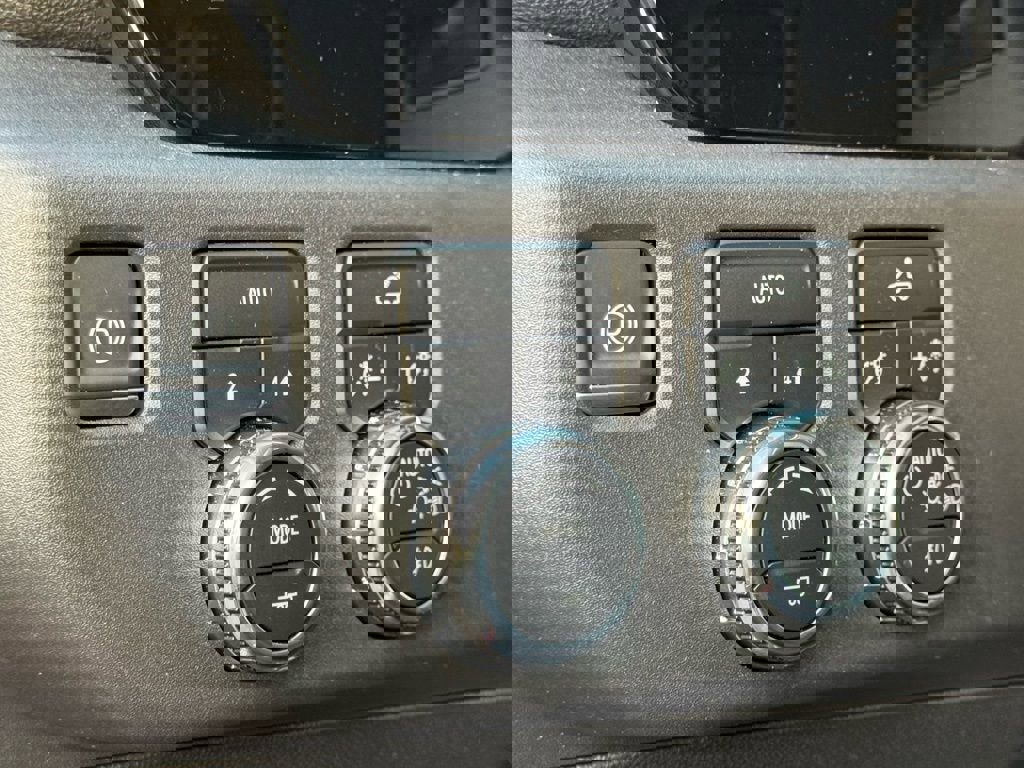 Used 2023 GMC Sierra 1500 Elevation image 23