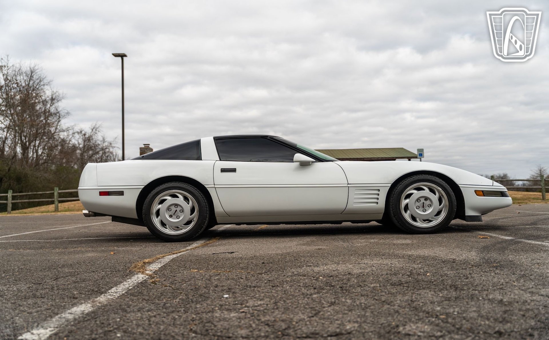 Used 1991 Chevrolet Corvette Coupe image 22