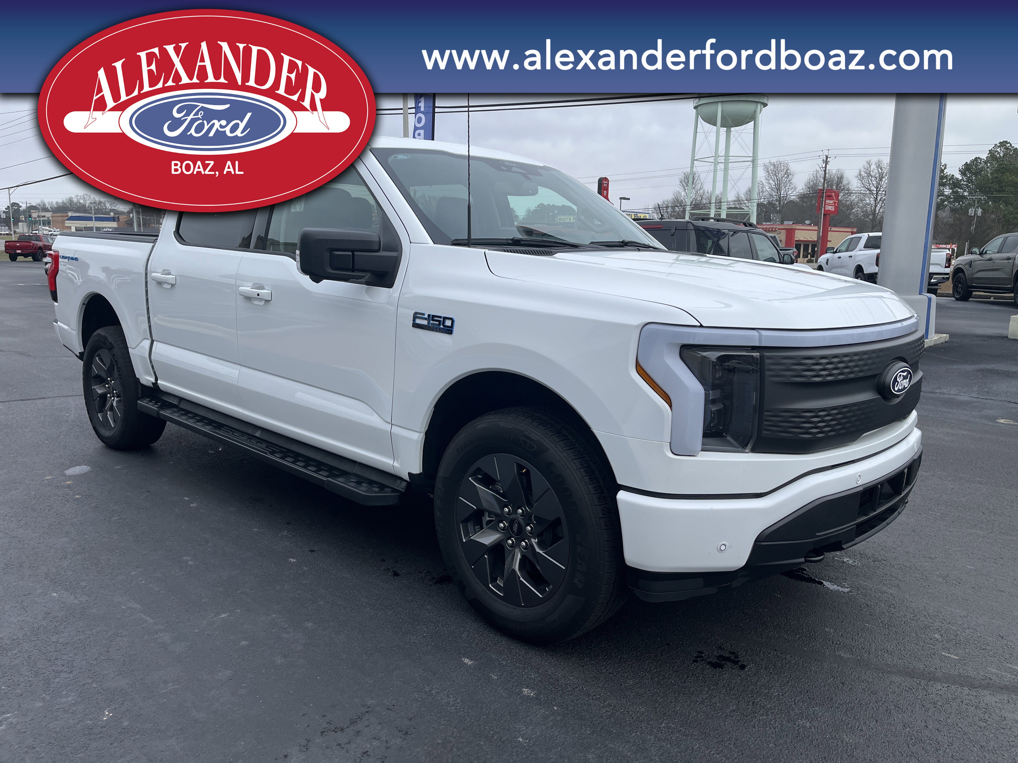 Used 2024 Ford F150 Lightning Flash image 3