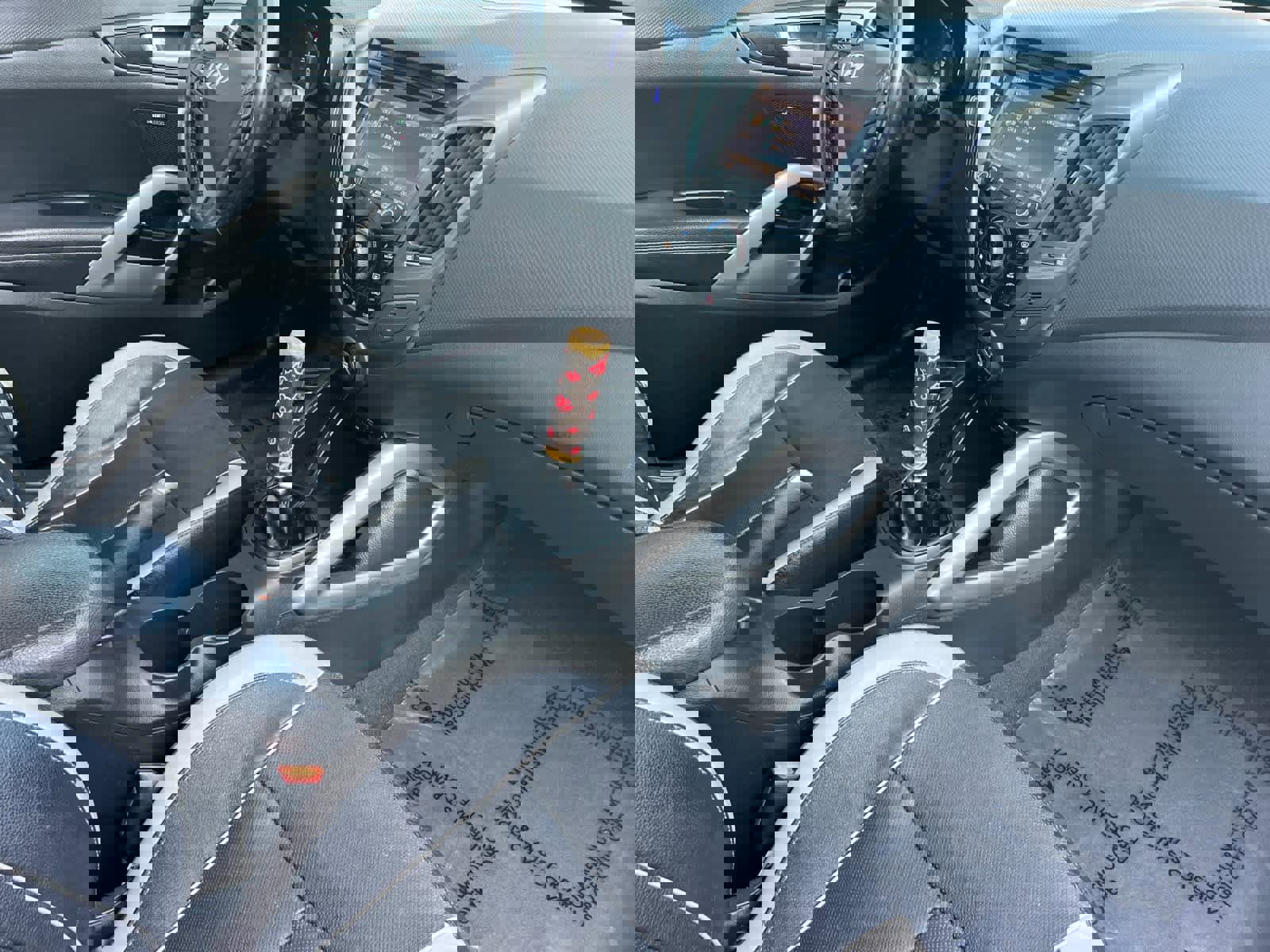 Used 2015 Hyundai Veloster Turbo w/ Option Group 04 image 16