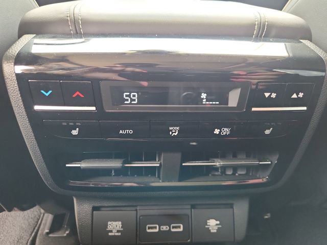 Used 2023 Acura MDX SH-AWD w/ Advance Package image 22