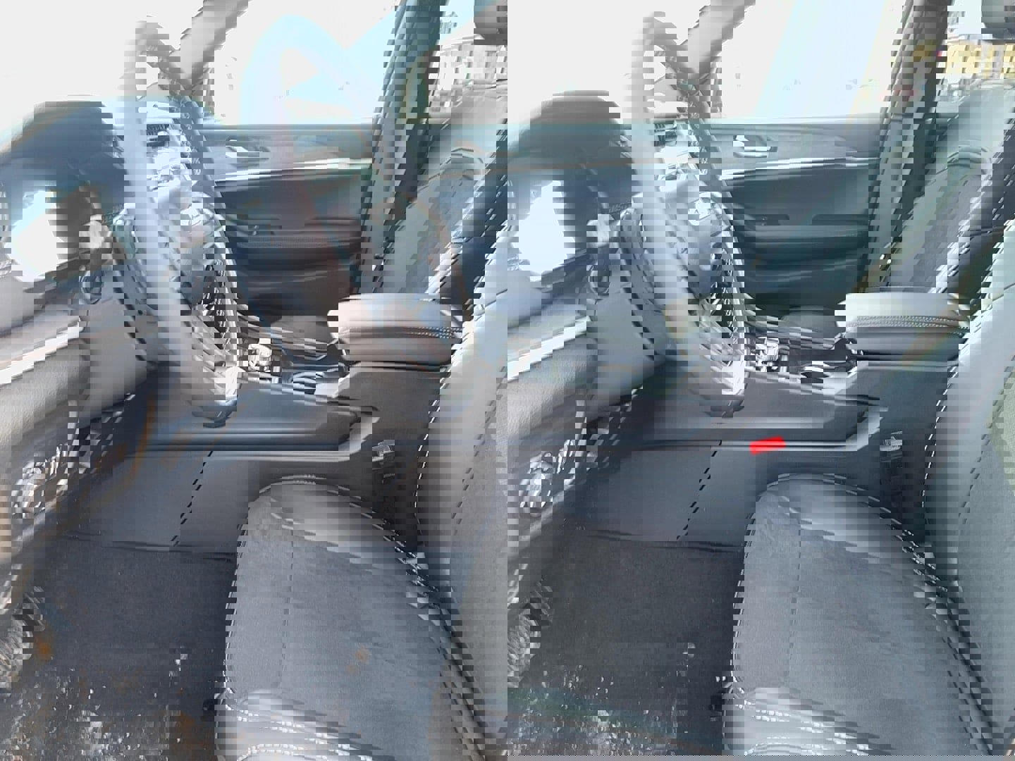 New 2026 Jeep Grand Cherokee Altitude image 11