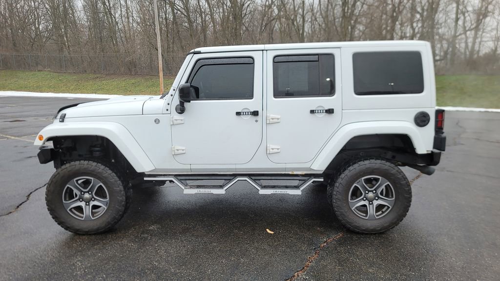 Used 2015 Jeep Wrangler Unlimited Sahara image 7