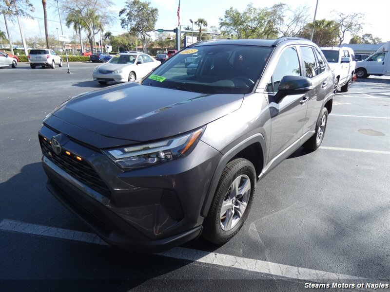 Used 2023 Toyota RAV4 XLE w/ Convenience Package FWD image 3