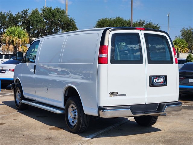 Used 2024 Chevrolet Express 2500 w/ Driver Convenience Package image 5
