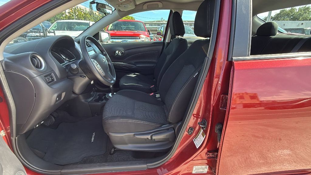Used 2019 Nissan Versa SV image 15