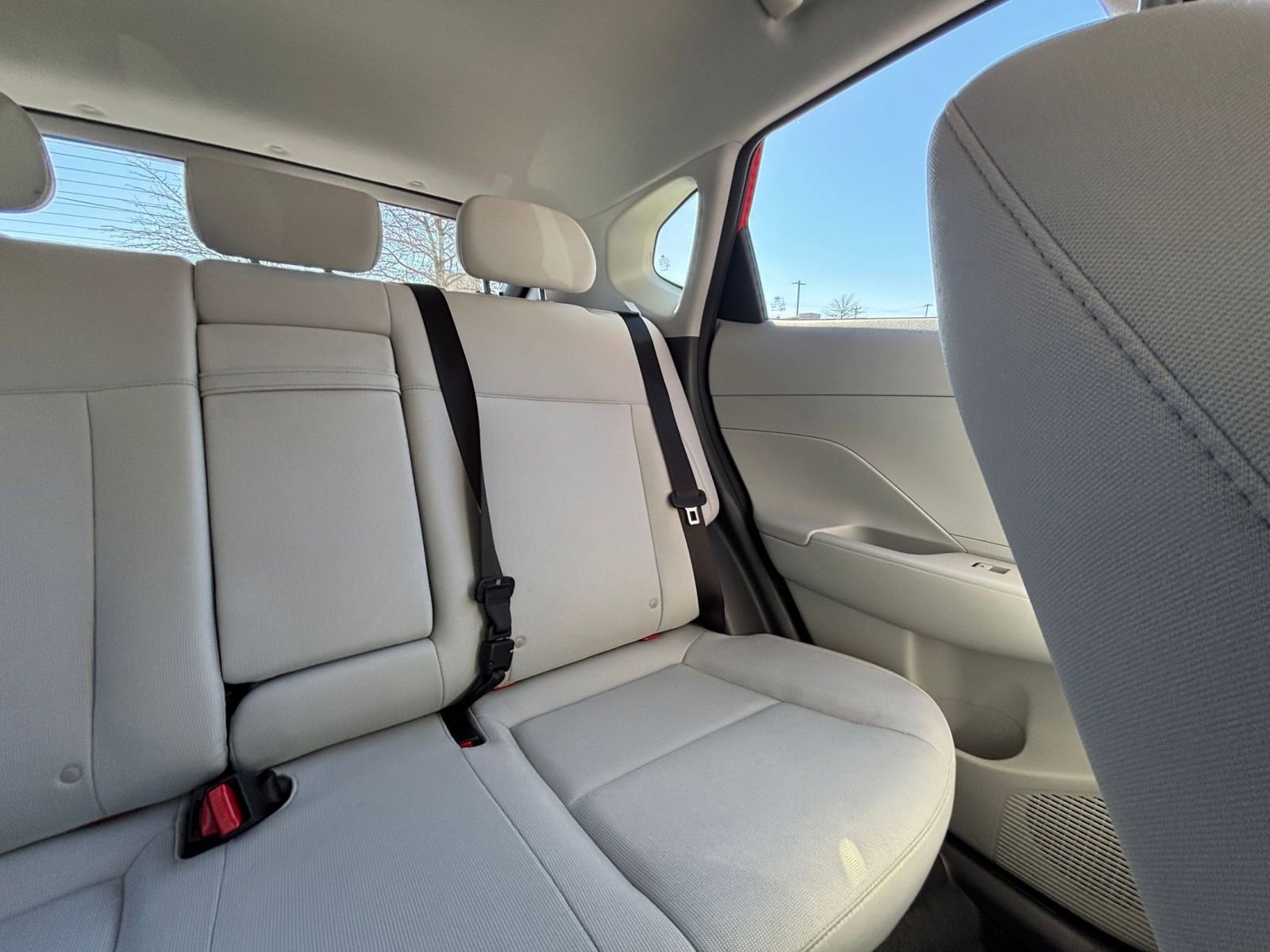 Used 2025 Hyundai Kona SEL image 39