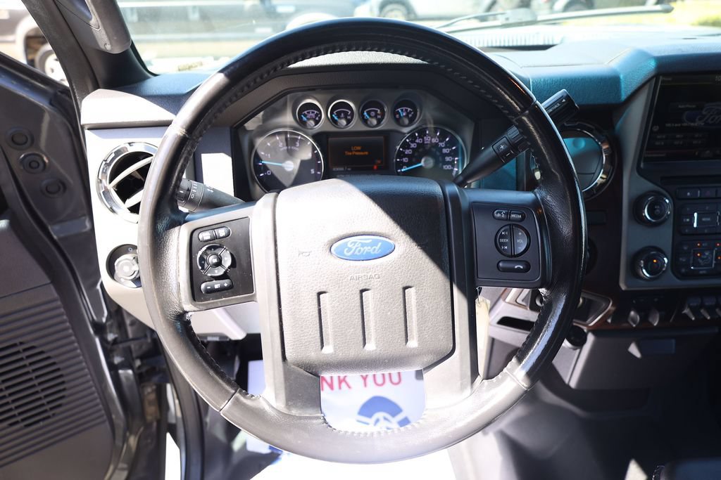 Used 2015 Ford F350 Lariat w/ Lariat Ultimate Package AWD/4WD image 13