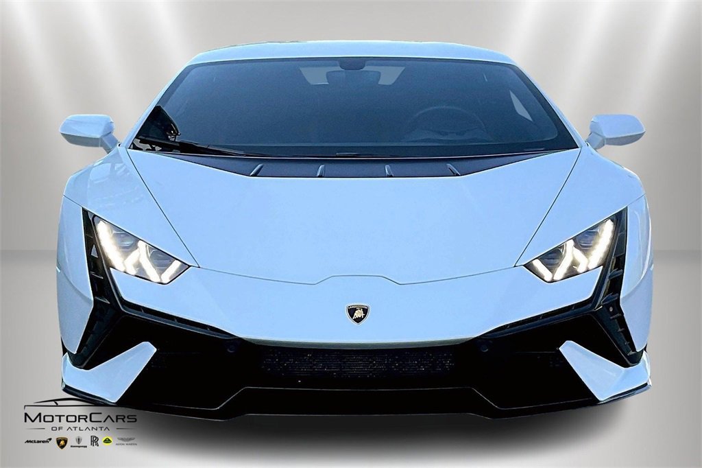 Used 2023 Lamborghini Huracan Tecnica image 3