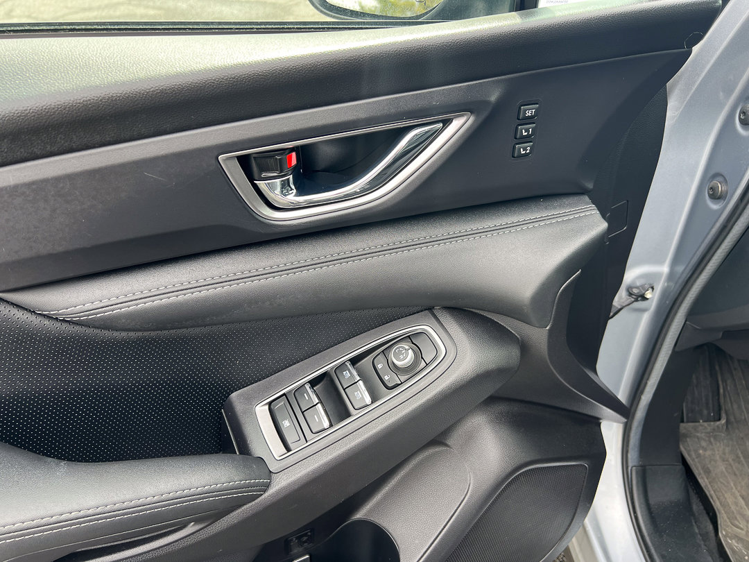 Used 2023 Subaru Ascent Limited image 18