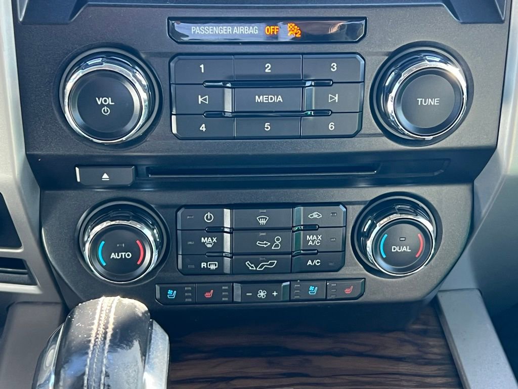 Used 2018 Ford F150 Lariat image 30