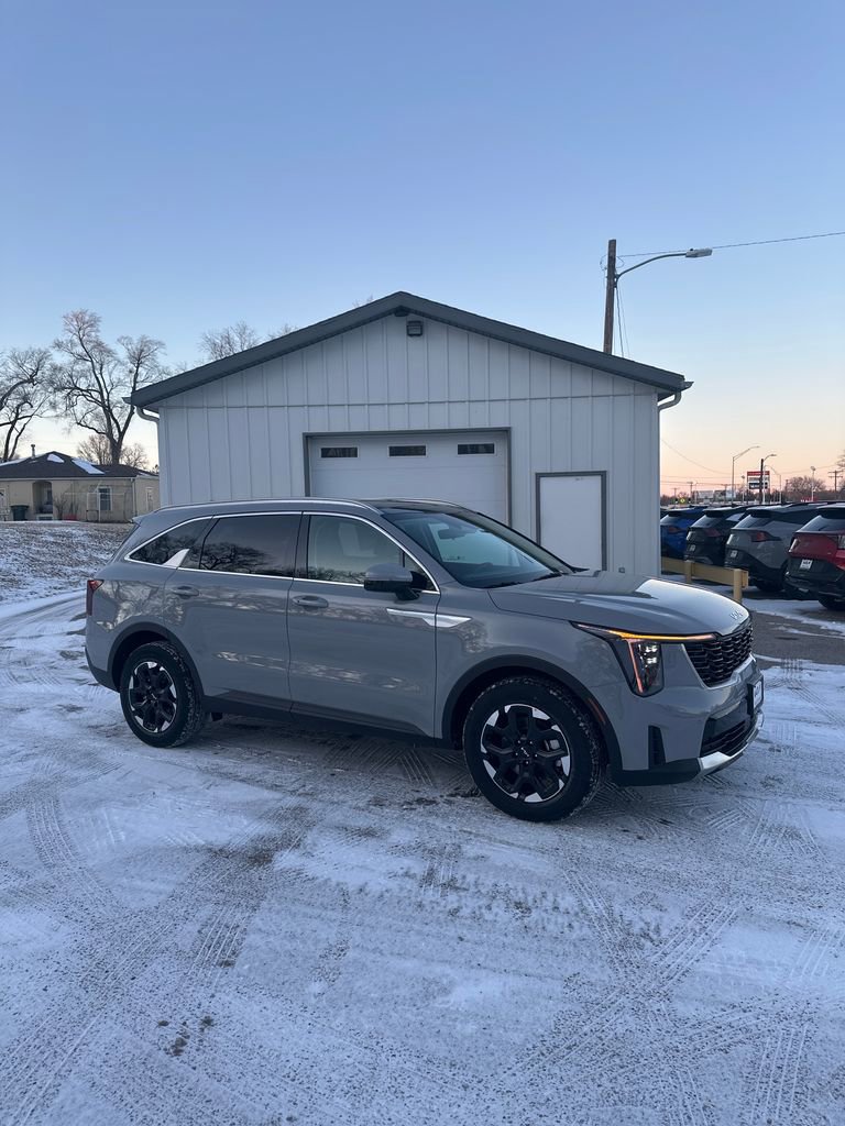 New 2026 Kia Sorento S