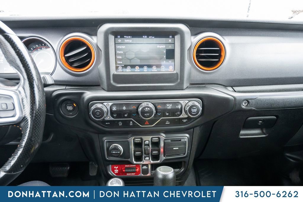Used 2021 Jeep Gladiator Mojave w/ Cold Weather Group image 8