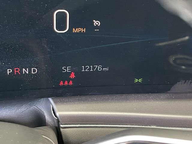 Used 2024 Cadillac Lyriq Tech AWD/4WD image 34