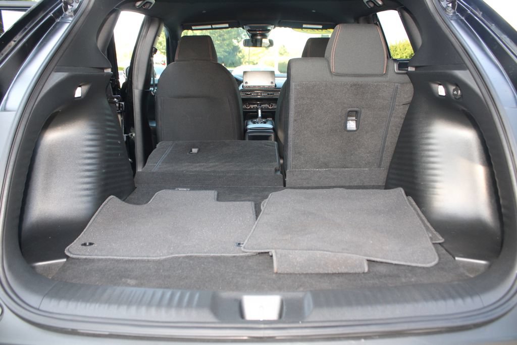 Used 2025 Honda HR-V Sport image 28