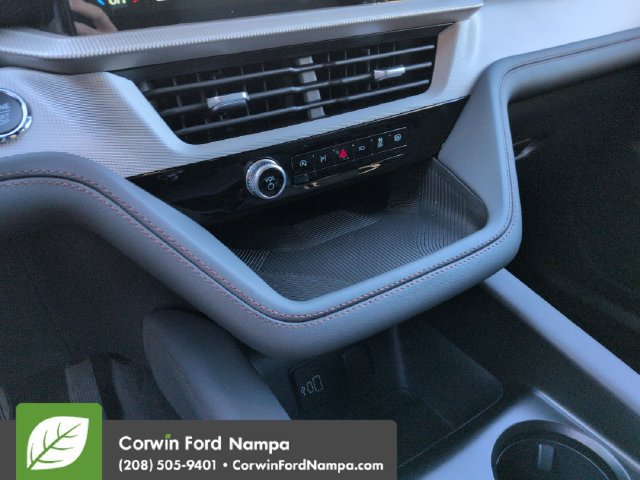 New 2027 Ford Explorer Active AWD/4WD image 17