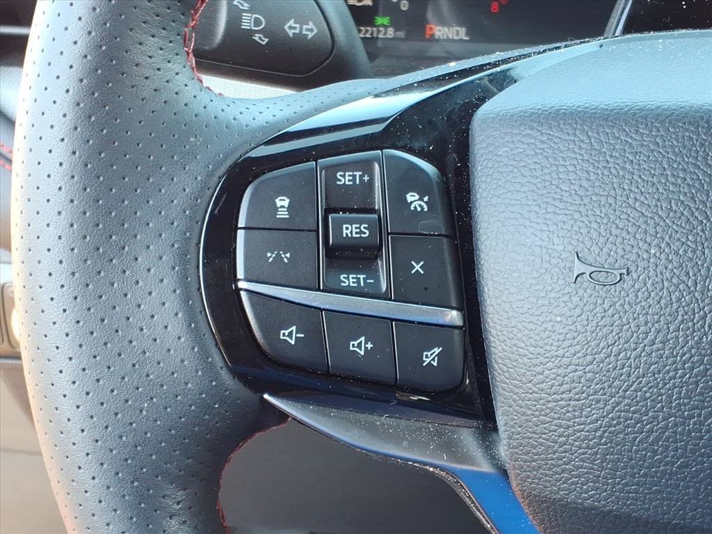 Used 2025 Ford Explorer ST-Line w/ Premium Package image 19