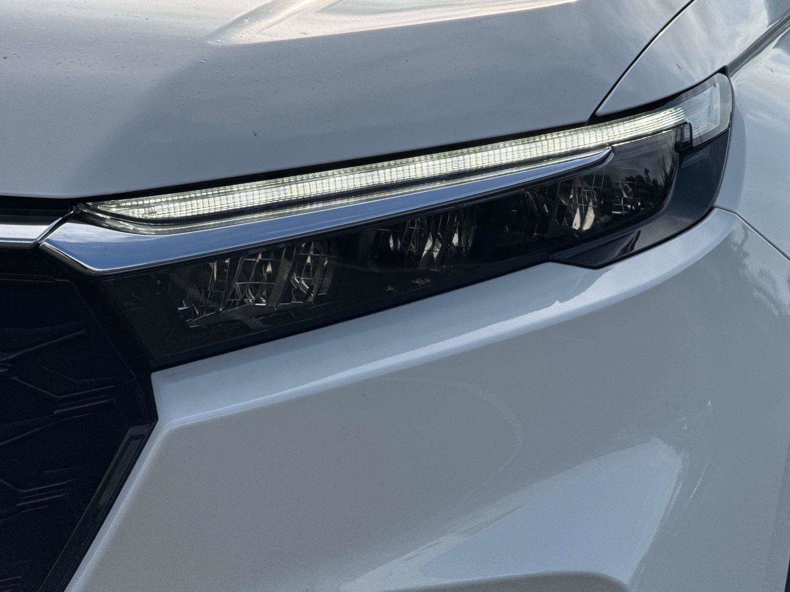 Certified 2025 Honda CR-V EX image 10
