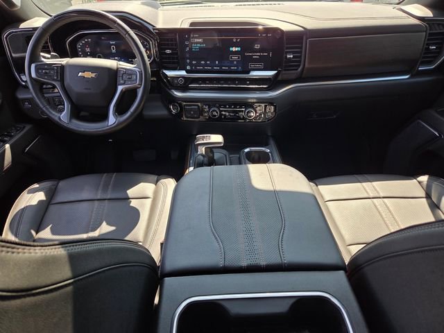 Used 2026 Chevrolet Silverado 1500 High Country AWD/4WD image 16