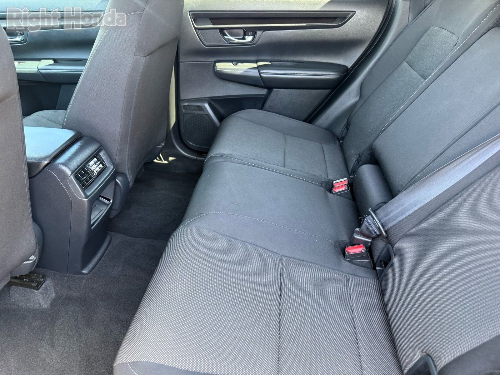 Certified 2025 Honda CR-V LX image 28
