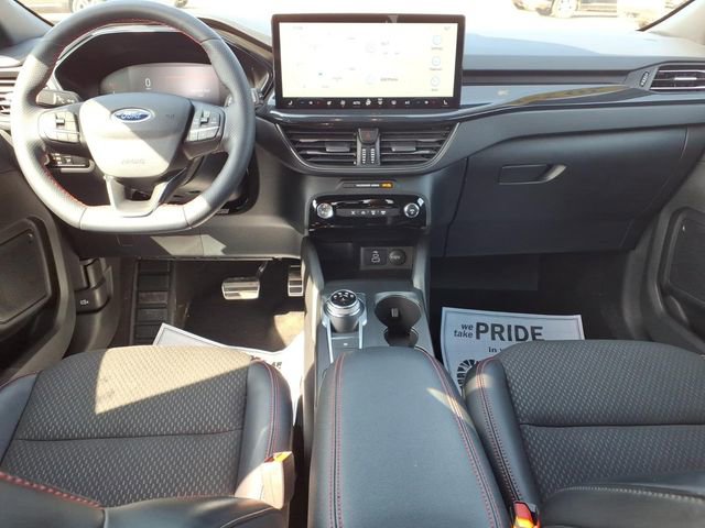 Certified 2024 Ford Escape ST-Line w/ Tech Pack #1 AWD/4WD image 11