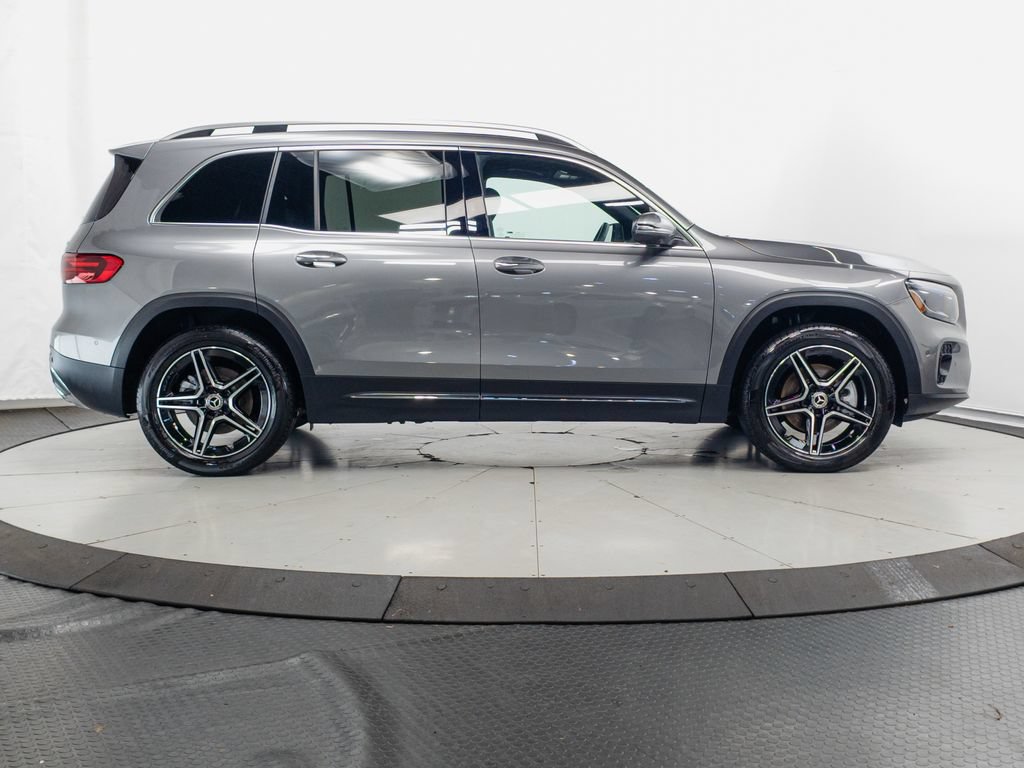 Certified 2026 Mercedes-Benz GLB 250 4MATIC image 32