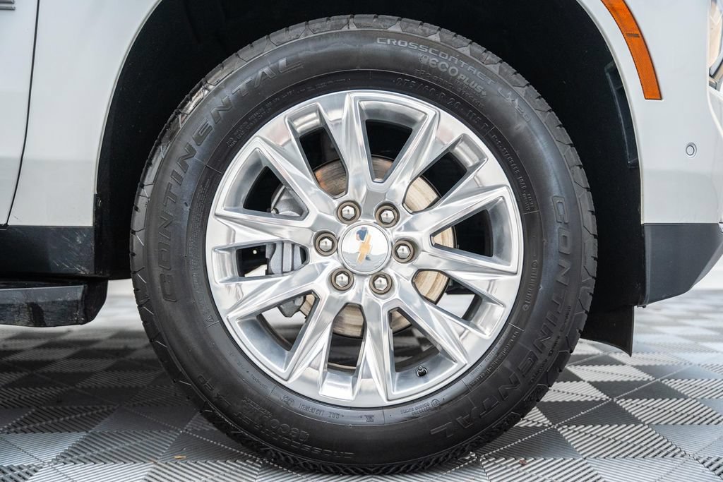 Used 2025 Chevrolet Tahoe Premier AWD/4WD image 20