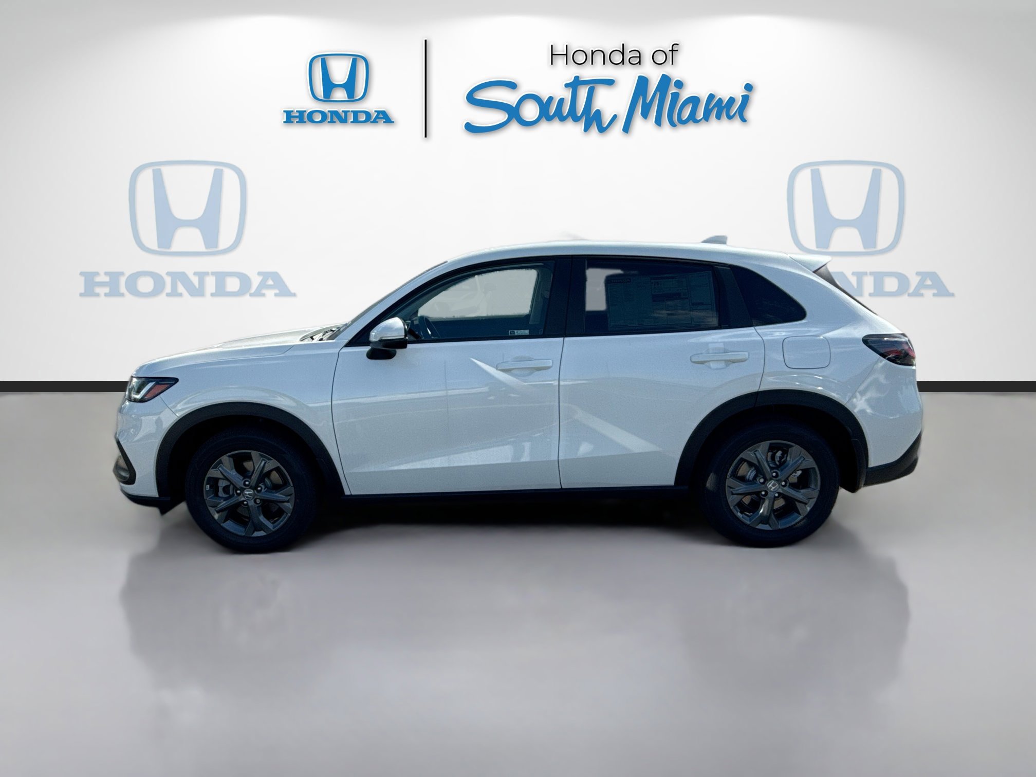 New 2026 Honda HR-V LX image 4