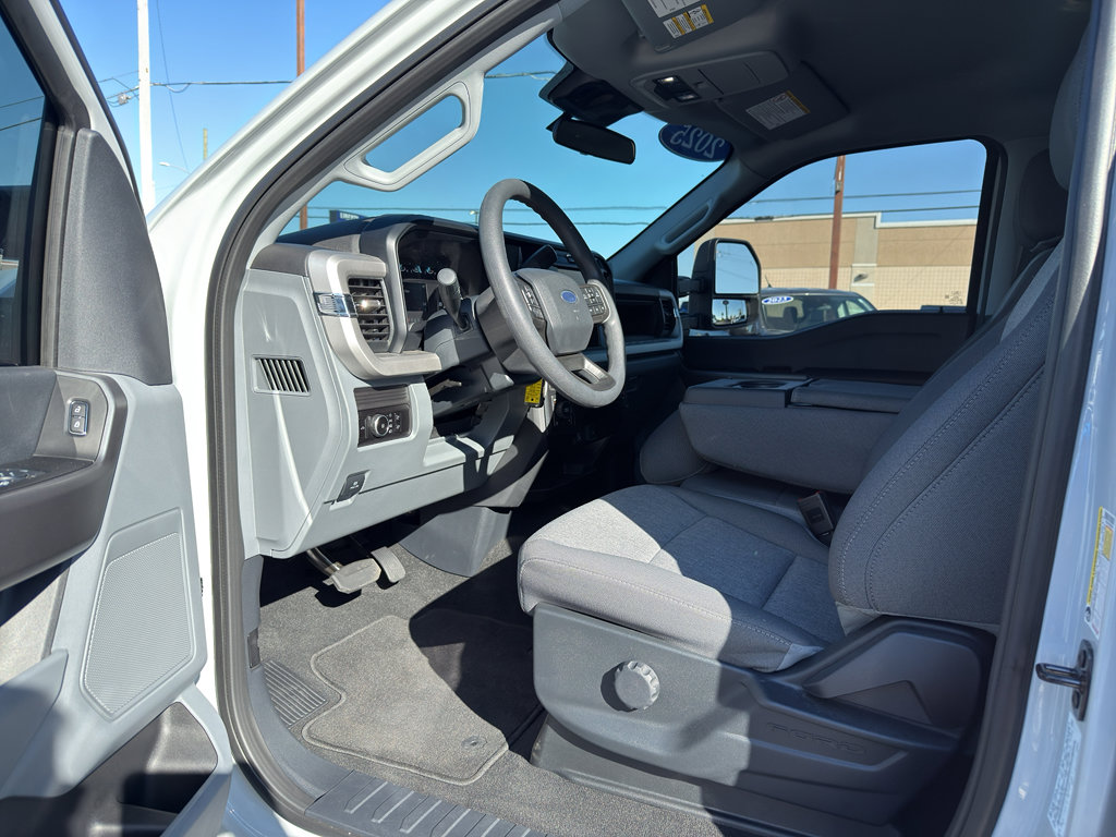 Used 2025 Ford F250 XL w/ STX Appearance Package image 9