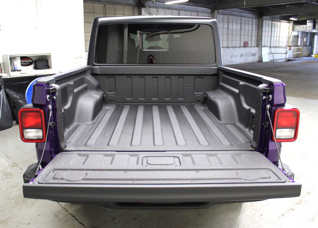 New 2026 Jeep Gladiator Sport image 31