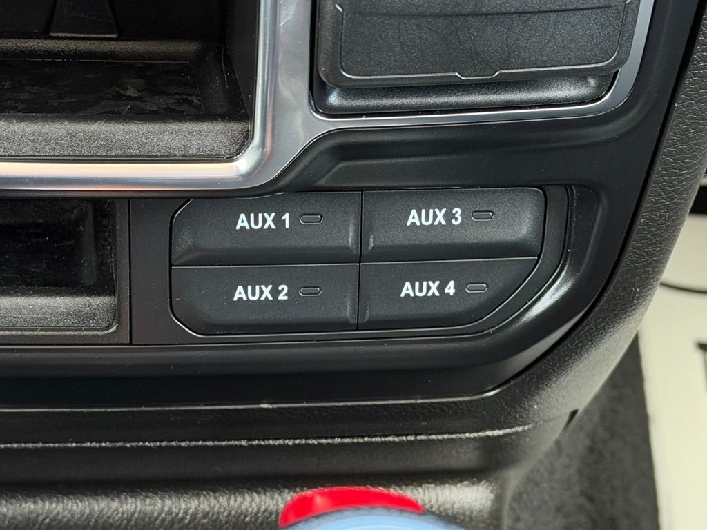 Used 2022 Jeep Wrangler Sport image 18