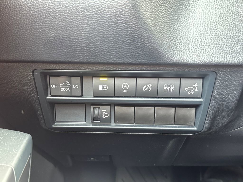 Used 2025 Toyota Tundra SR5 image 29