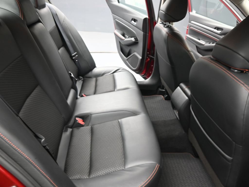 Used 2023 Nissan Altima 2.5 SR image 16