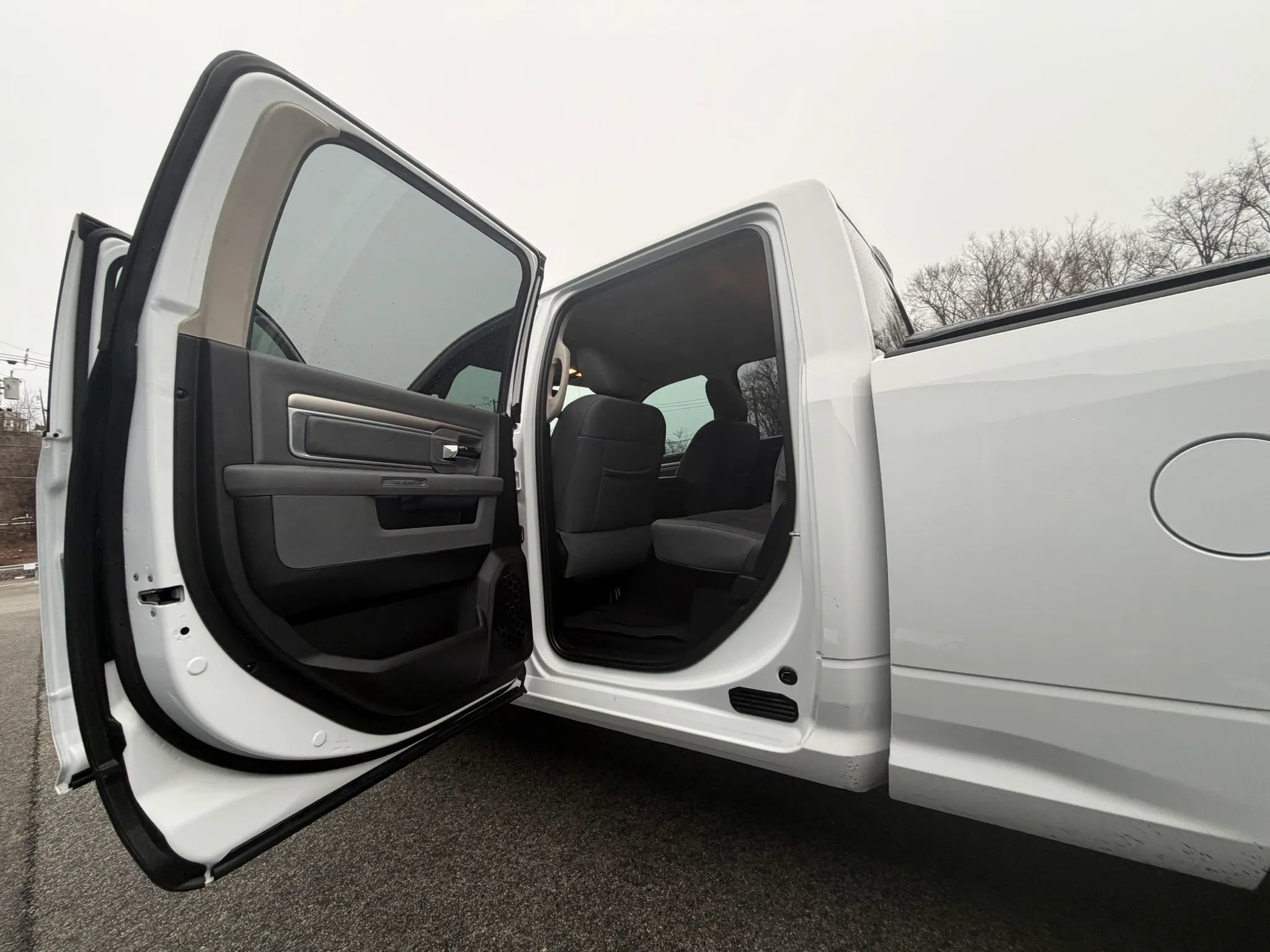 Used 2019 RAM 1500 Big Horn image 18