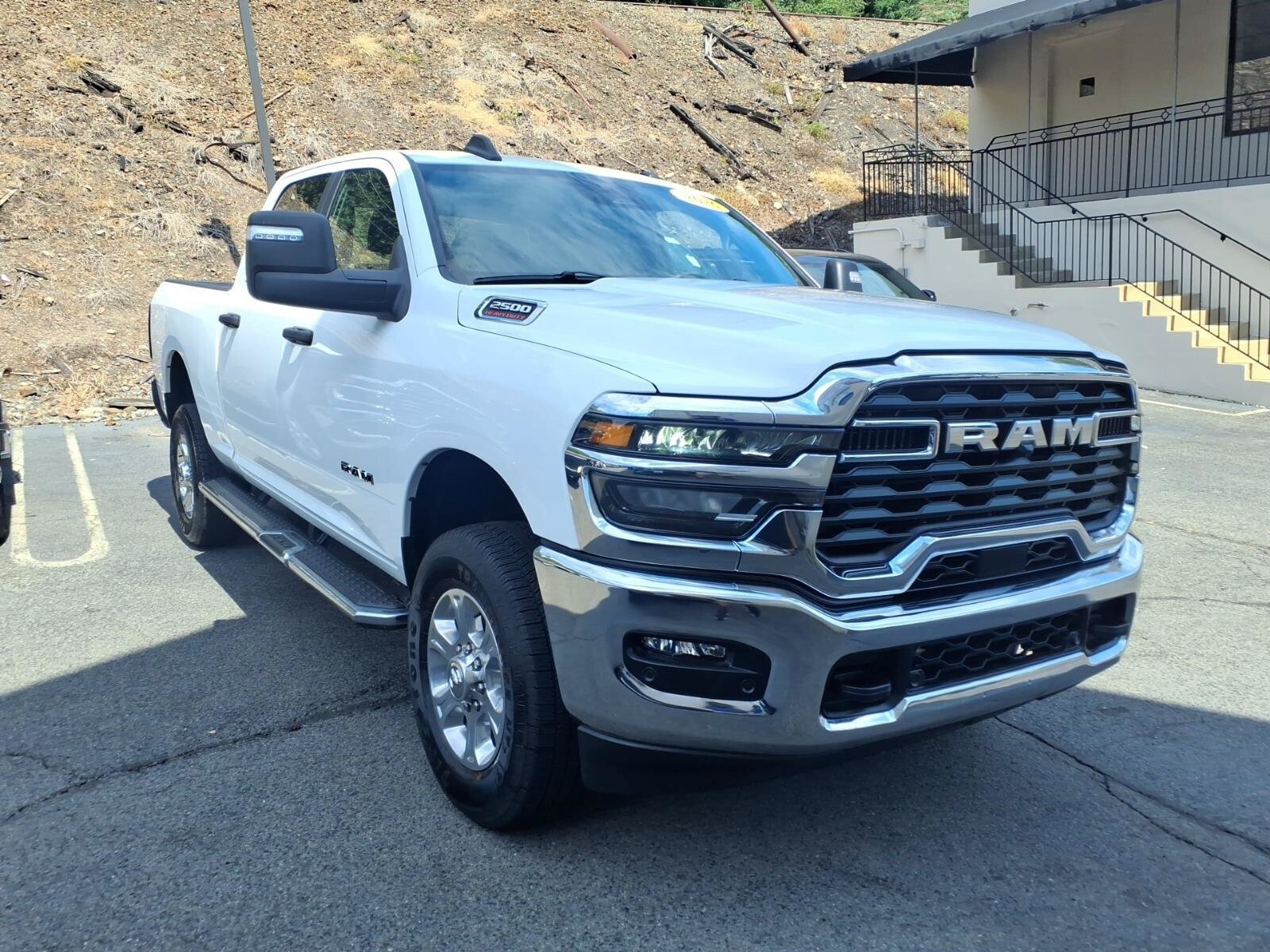 Certified 2026 RAM 2500 Big Horn AWD/4WD image 3