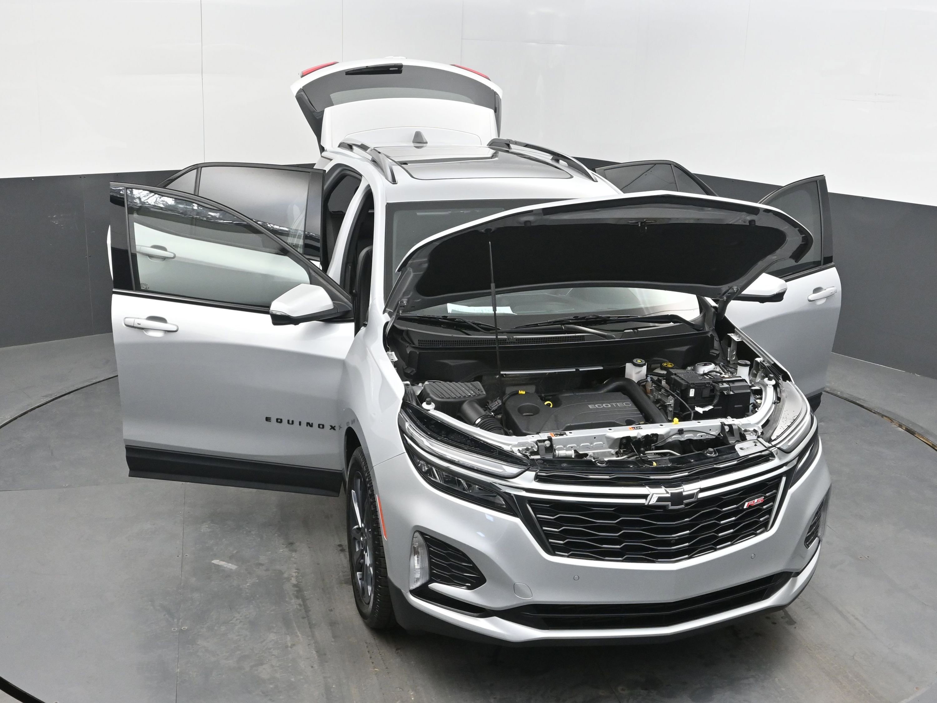 Used 2022 Chevrolet Equinox RS w/ RS Leather Package image 40