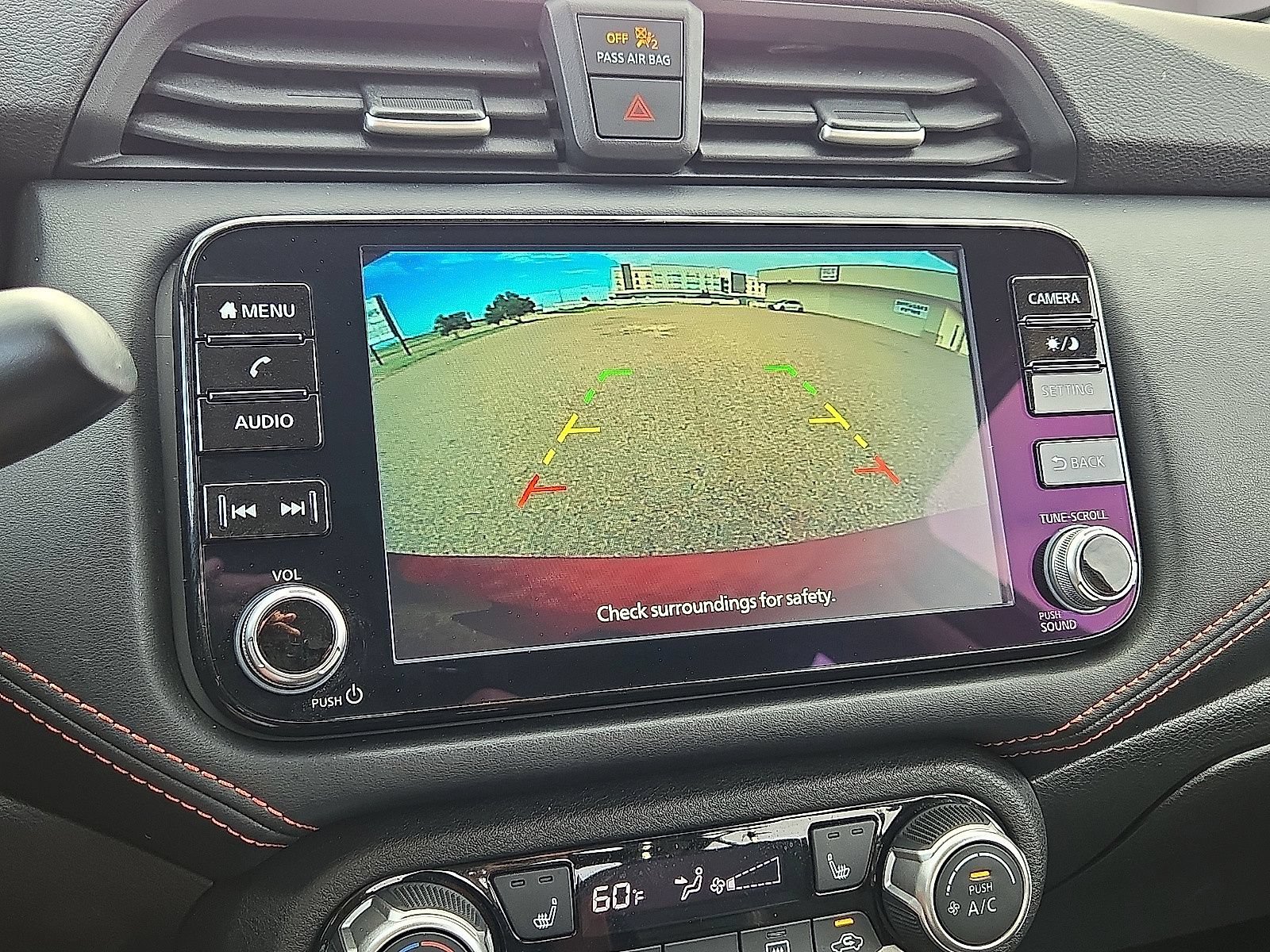 Used 2025 Nissan Versa SR FWD image 26