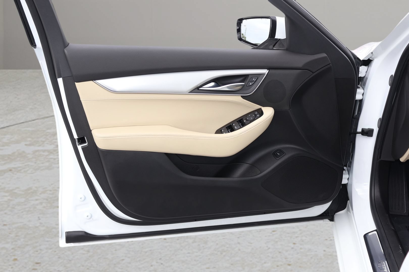 Used 2023 Cadillac CT5 Luxury RWD image 9