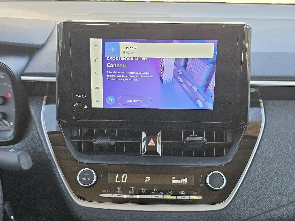 Used 2025 Toyota Corolla LE image 37