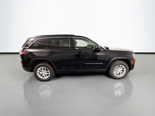 New 2026 Jeep Grand Cherokee Laredo X AWD/4WD image 8