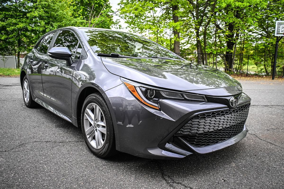 Used 2021 Toyota Corolla SE w/ SE Preferred Package FWD image 6