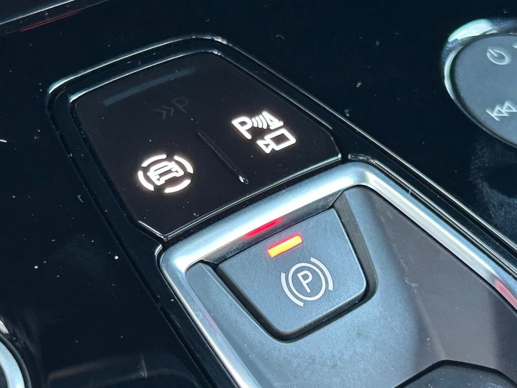 Used 2023 Audi Q4 e-tron Prestige w/ Black Optic Package image 33