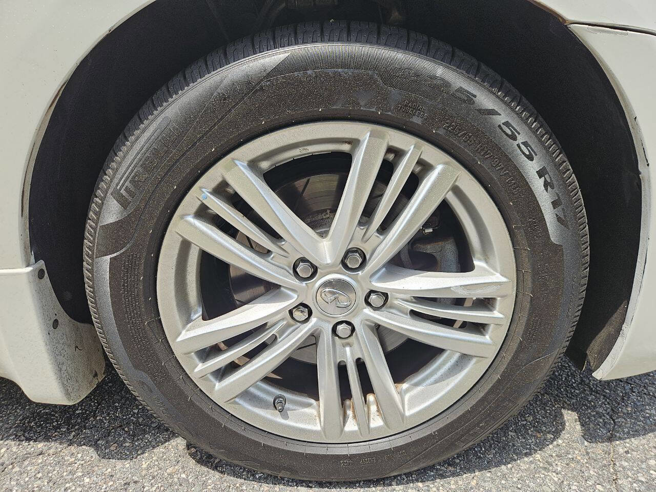 Used 2013 INFINITI G37 x Sedan w/ Premium Pkg AWD/4WD image 27