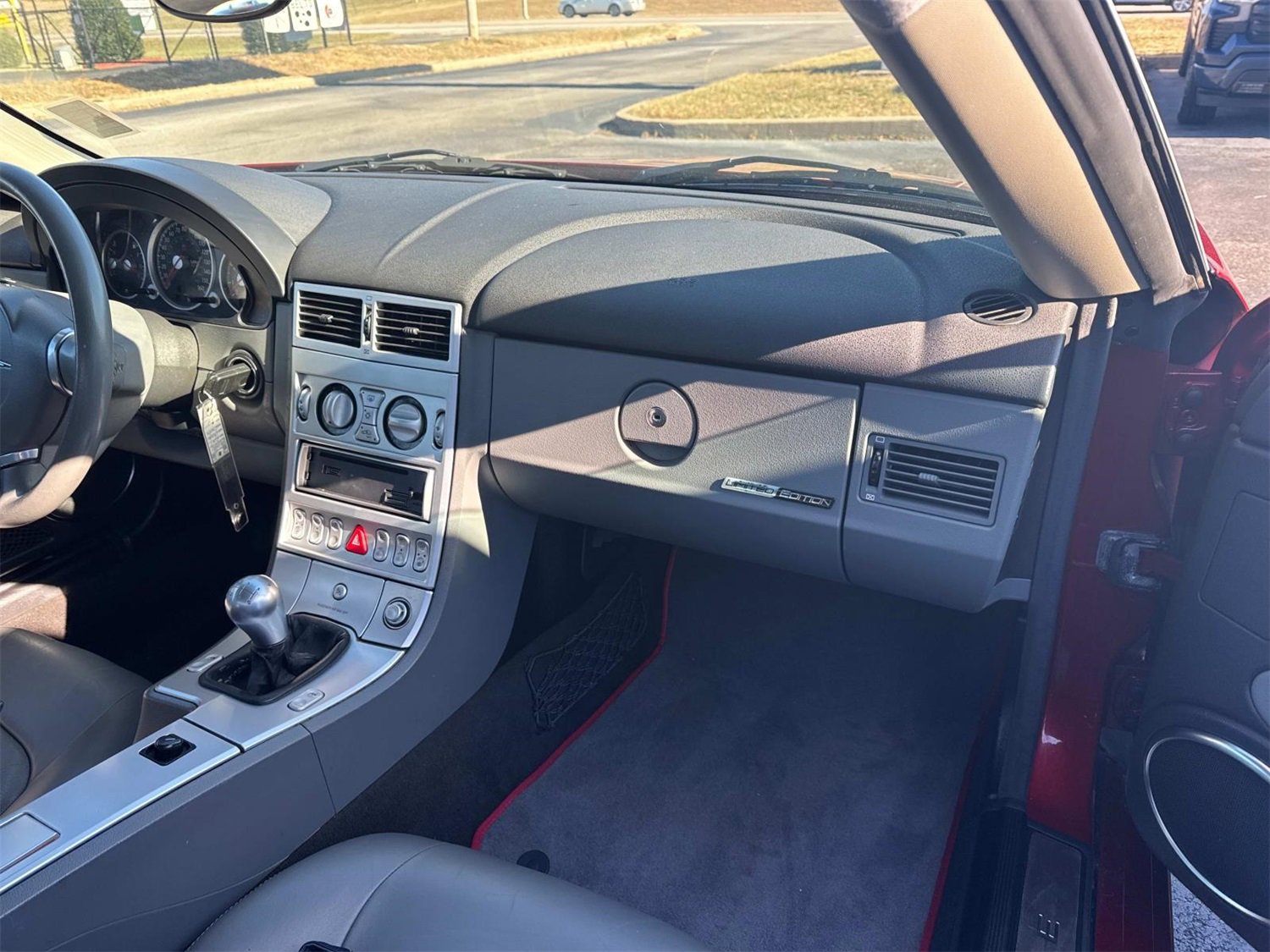 Used 2005 Chrysler Crossfire Limited image 22