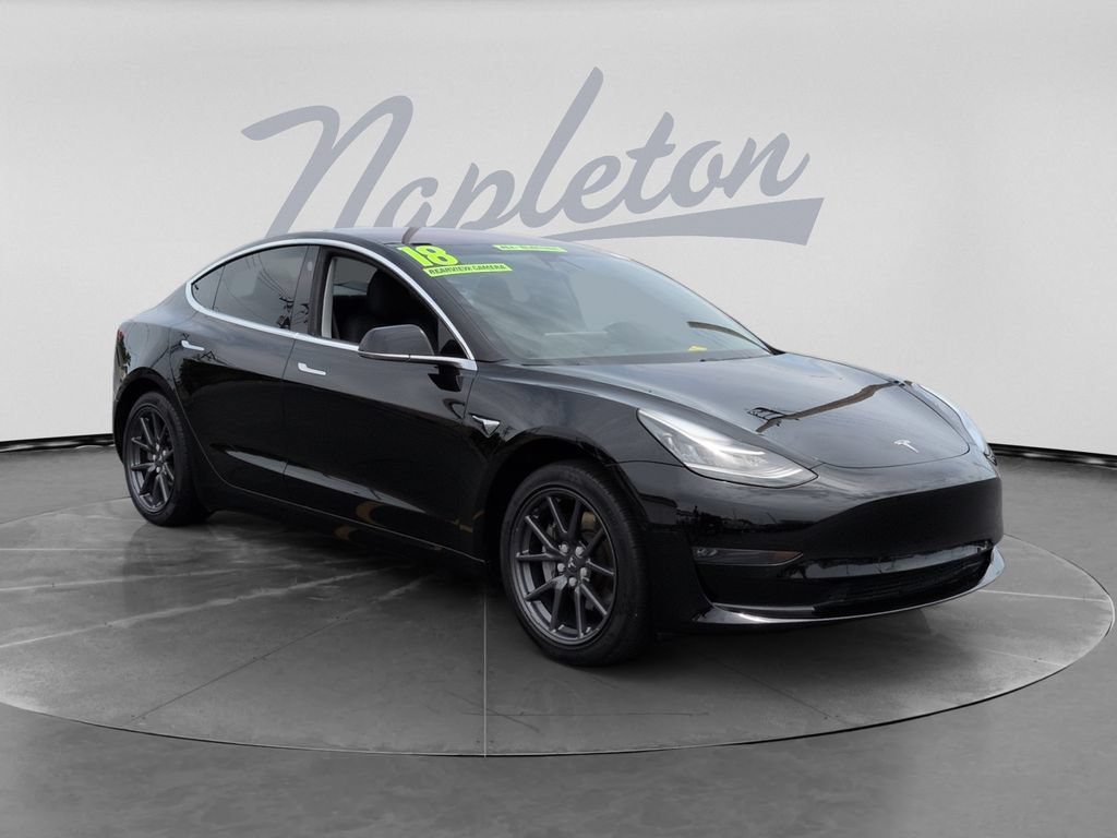 Used 2018 Tesla Model 3 Mid Range RWD image 3
