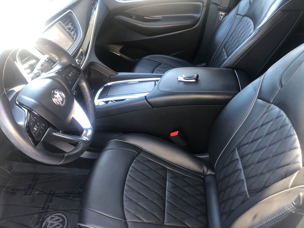 Used 2023 Buick Enclave Avenir w/ Avenir Technology Package image 10