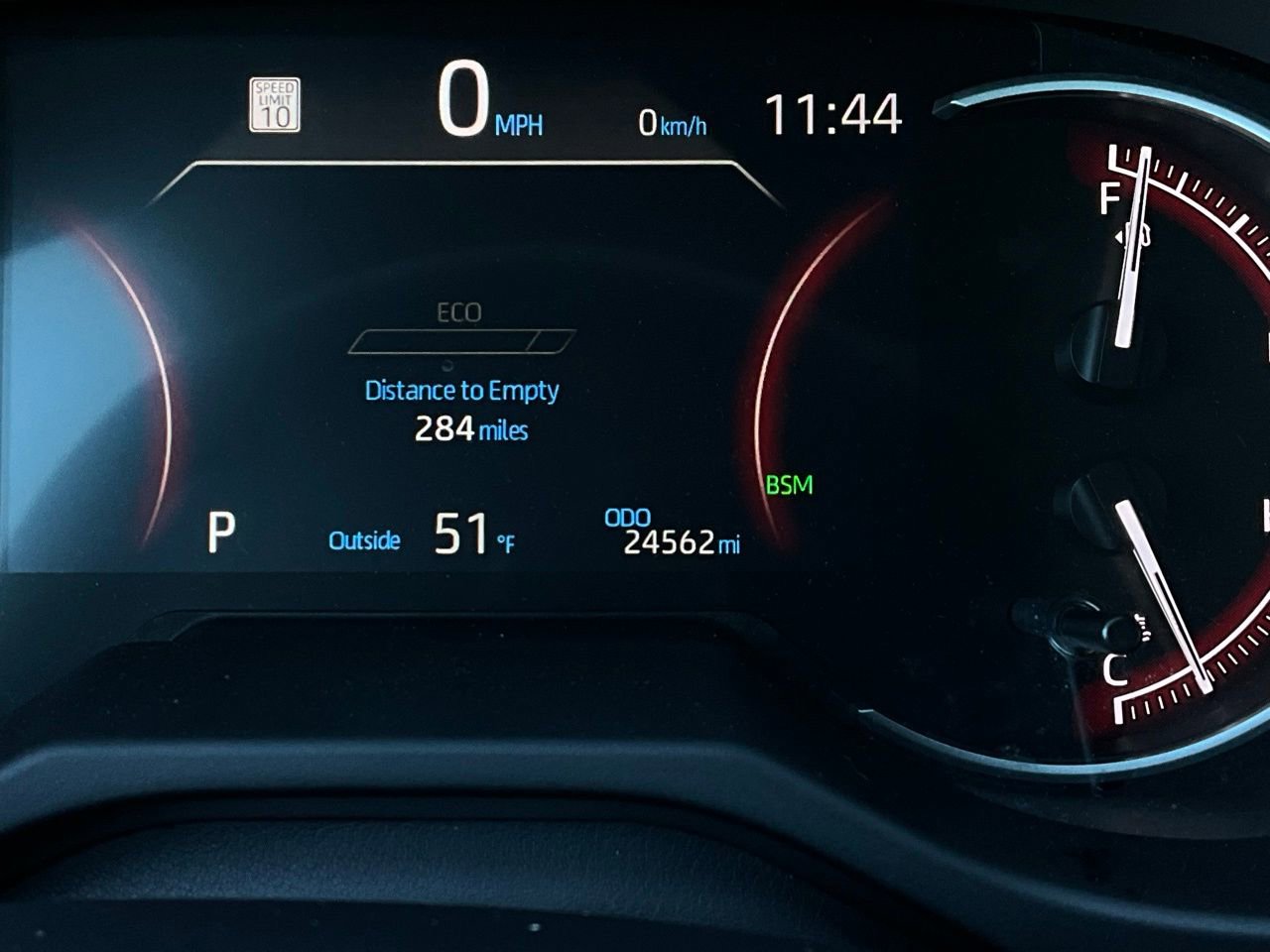 Used 2025 Toyota RAV4 XLE image 39