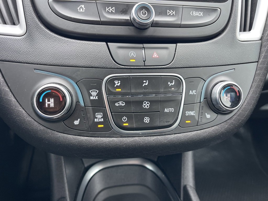 Used 2024 Chevrolet Malibu LT image 16