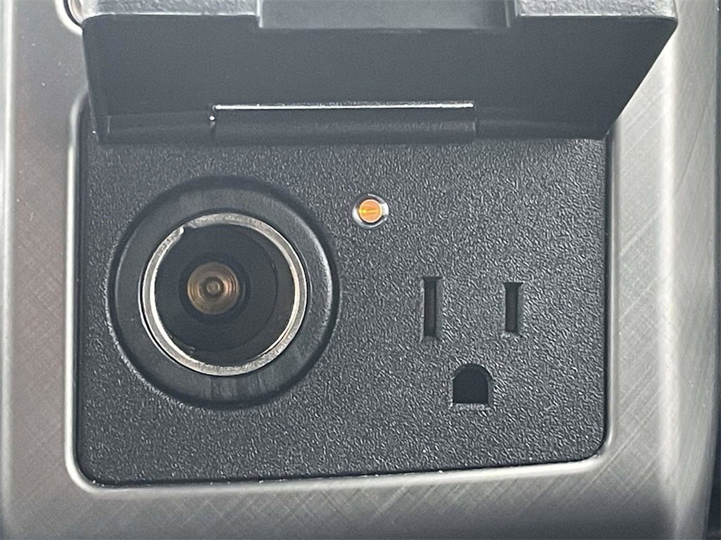 Used 2018 Ford F150 Limited w/ Trailer Tow Package image 24